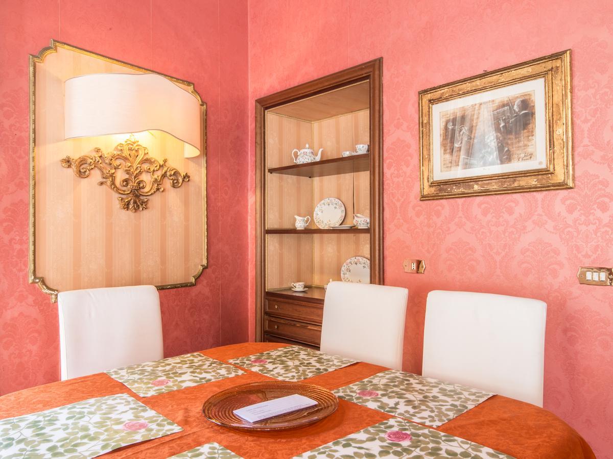 Rsh Spanish Steps Luxury Apartments Rome Room photo